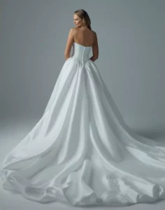 Jazz by Sophia Tolli