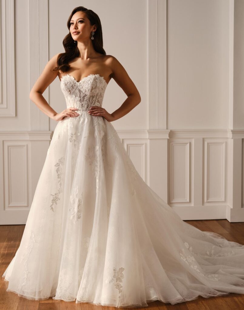 U2306 - Enchanting Wedding Dress - Front View